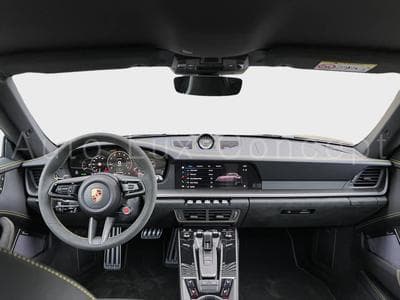 Porsche 911 Porsche 911 Targa 4 GTS (2026) - Foto 10