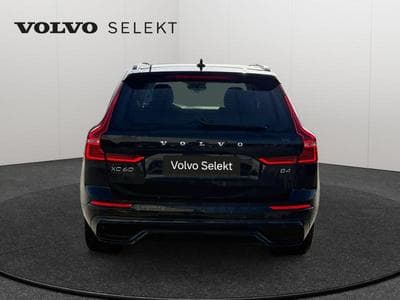 Volvo XC60 B4 Plus Dark / Essence (2023) - Foto 6