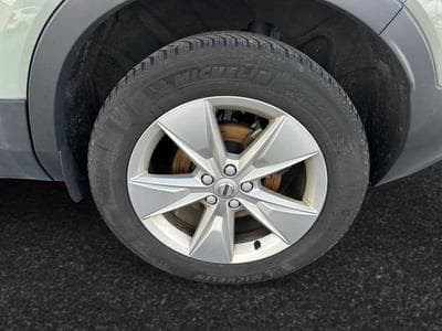 Volvo XC40 B3 Core / Essence (2024) - Foto 14