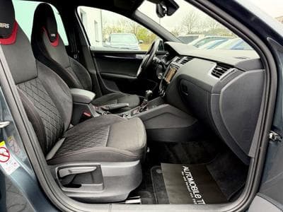 Skoda Octavia Octavia Combi RS 2.0 TDI DSG 4x4 /LED/ACC/AHK/ (2020) - Photo 13