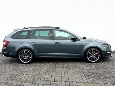 Skoda Octavia Octavia Combi RS 2.0 TDI DSG 4x4 /LED/ACC/AHK/ (2020) - Foto 4