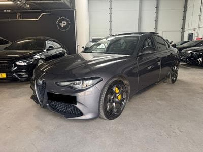 Alfa-Romeo Giulia Giulia Veloce Q4 /211 CV /19/PANO/CAMERA/CUIR/VOLL (2019) - Foto 1
