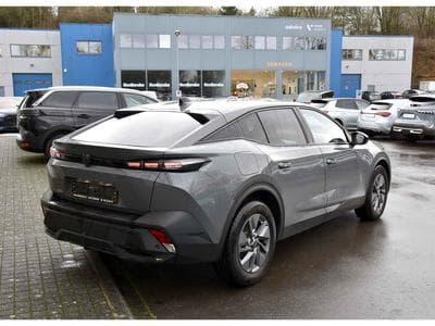 Peugeot 408 1.2 PureTech Allure EAT8 ACC LANE GPS CAM 1° MAIN (2024) - Photo 4