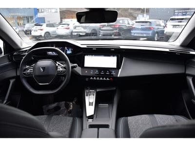 Peugeot 408 1.2 PureTech Allure EAT8 ACC LANE GPS CAM 1° MAIN (2024) - Foto 9
