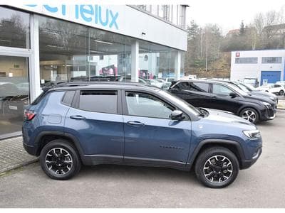 Jeep Compass 1.3 Turbo T4 PHEV eAWD Trailhawk CUIR MEMO LANE CAM 1° MAIN (2024) - Foto 3