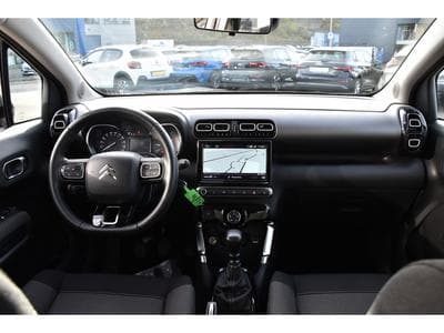 Citroën C3 Aircross 1.2 PureTech 110 REGUL GPS LANE GRIP 1° MAIN (2024) - Photo 9
