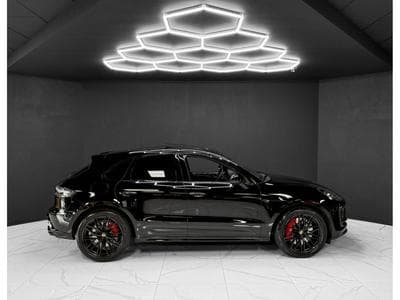 Porsche Macan III GTS (2021) - Photo 6