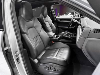 Porsche Cayenne GTS Coupe / ACC / Head-UP / SoftClose / 360° / BOSE (2024) - Foto 12