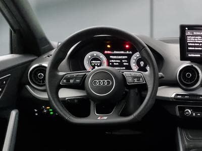 Audi Q2 -25% 35 TDI 150 BVA SLine +GPS+CAM+MATRIX LED+Opts (2025) - Photo 9