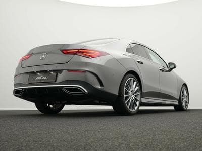 Mercedes CLA 200 d AMG-Line (2022) - Foto 11