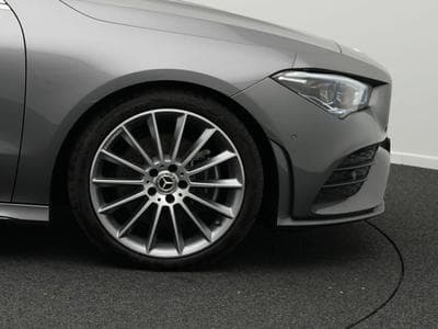 Mercedes CLA 200 d AMG-Line (2022) - Foto 8