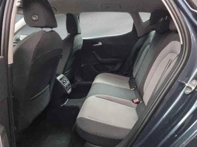 Seat Leon -26% 2.0 TDI 115cv +MIRRORLINK+CAM+LED+Options (2025) - Foto 8