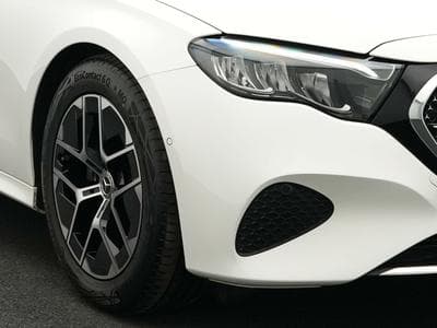 Mercedes E 200 Avantgarde LED+Kamera+Totw+Apple (2024) - Foto 9