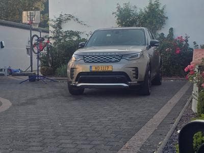 Land-Rover Discovery Metropolitan Edition (2022) - Foto 1
