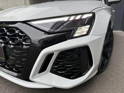 Audi RS3 (2024) - Foto 2