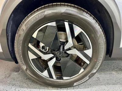 Peugeot 2008 (2025) - Foto 3