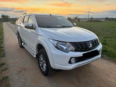 Mitsubishi L200 Pick-up (2019) - Photo 1