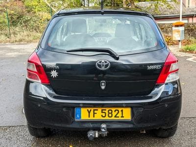 Toyota Yaris Berline (2011) - Foto 1