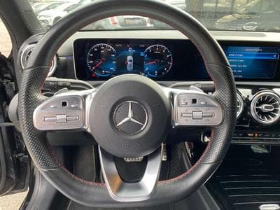 Mercedes A 180 A 180 7G-DCT AMG Line (2019) - Foto 9