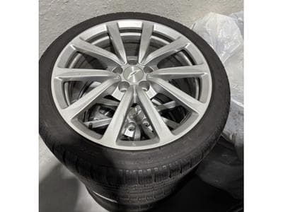 Jantes alu + Pneus h 19" 275/35 R19 100W (2026) - Foto 1