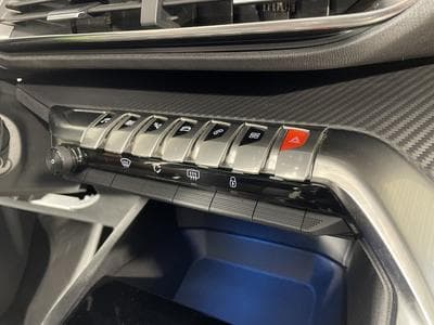 Peugeot 5008 1.5 BlueHDI 130 CV ACTIVE GPS CARPLAY 7PL (2019) - Photo 6