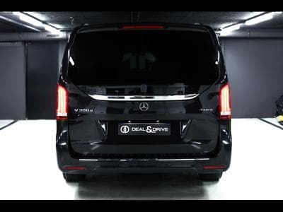 Mercedes V 300 d 4MATIC EXTRALANG AMG-LINE – MH VIP DESIGN (2021) - Foto 4