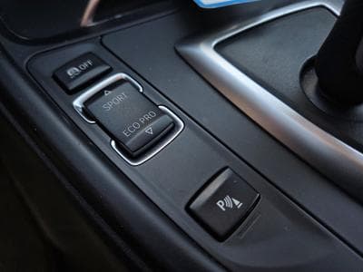 BMW 318 dA 136CV (2019) - Photo 14