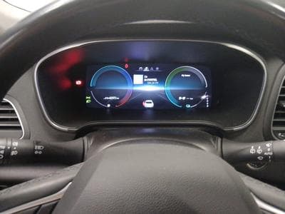 Renault Megane 1.6i E-TECH PHEV Edition One plug-in hybrid (2021) - Photo 7