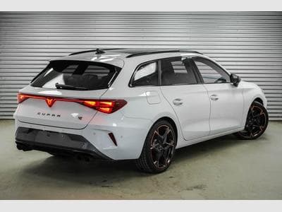 Cupra Leon ST 2,0 TSI (2025) - Photo 3
