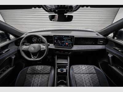 VW Tiguan 2,0 TDI DSG (2025) - Photo 6