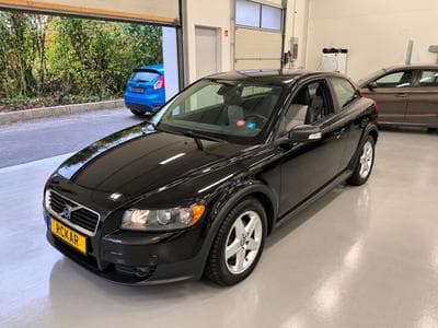 Volvo C30 2.0 D 136 Kinetic (2007) - Photo 1
