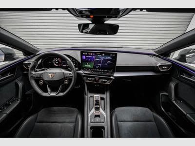 Cupra Leon ST 2,0 TSI (2025) - Photo 6