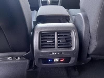 VW Touran Comfortline 1.5 TSI (2026) - Photo 4