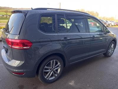 VW Touran Comfortline 1.5 TSI (2026) - Photo 9