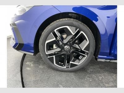 VW Golf Variant R-Line Edition (2026) - Photo 11