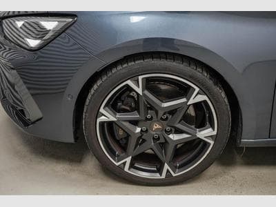 Cupra Leon ST 2,0 TSI (2025) - Photo 4