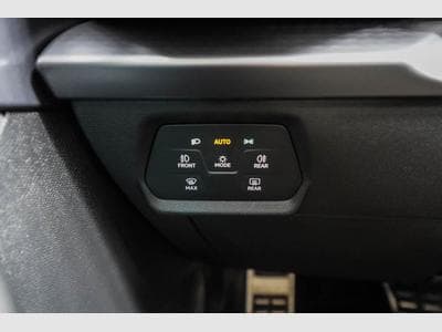 Cupra Leon ST 2,0 TSI (2025) - Photo 11