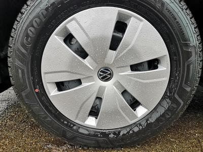 VW T7 BEV 100 kW RWD KR (2026) - Photo 3