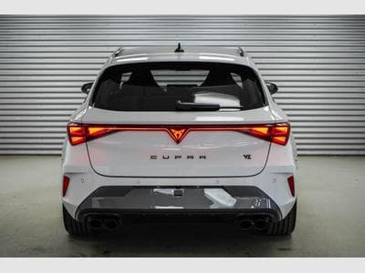 Cupra Leon ST 2,0 TSI (2025) - Photo 4
