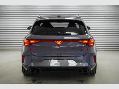 Cupra Leon ST 2,0 TSI (2025) - Photo 4