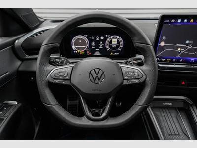 VW T-Roc Neuer 1,5 TSI (2026) - Photo 9