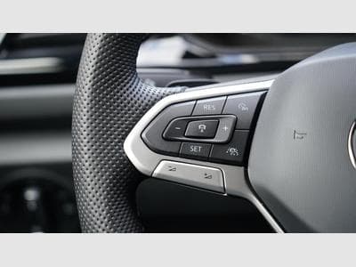 VW T-Roc R-Line Black Edition (2025) - Photo 9