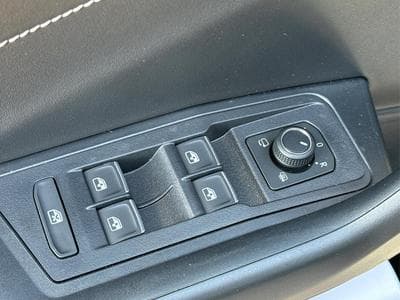 VW T-Roc Limited (2026) - Photo 14