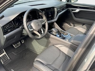 VW Touareg R FINAL EDITION (2026) - Photo 9