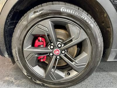 Jaguar E-Pace E-Pace 2.0 163cv Auto AWD R-DYNAMIC (2023) - Foto 3