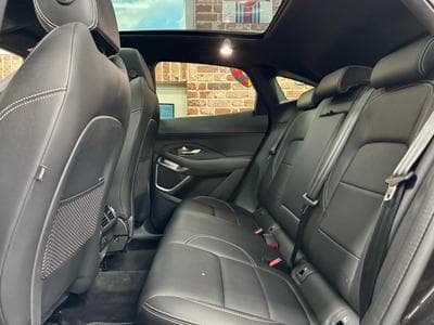 Jaguar E-Pace E-Pace 2.0 163cv Auto AWD R-DYNAMIC (2023) - Foto 6