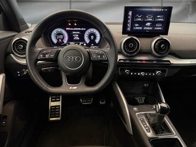 Audi Q2 -25% 35 TDI 150 BVA SLine +GPS+CAM+MATRIX LED+Opts (2025) - Photo 9