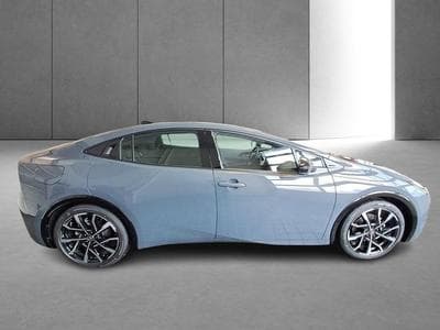 Toyota Prius Premium Plus PHEV (2024) - Photo 4