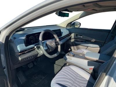 Nissan Ariya EVOLVE (2025) - Photo 9