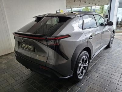 Toyota bZ4X Business Plus 2WD (2025) - Photo 4